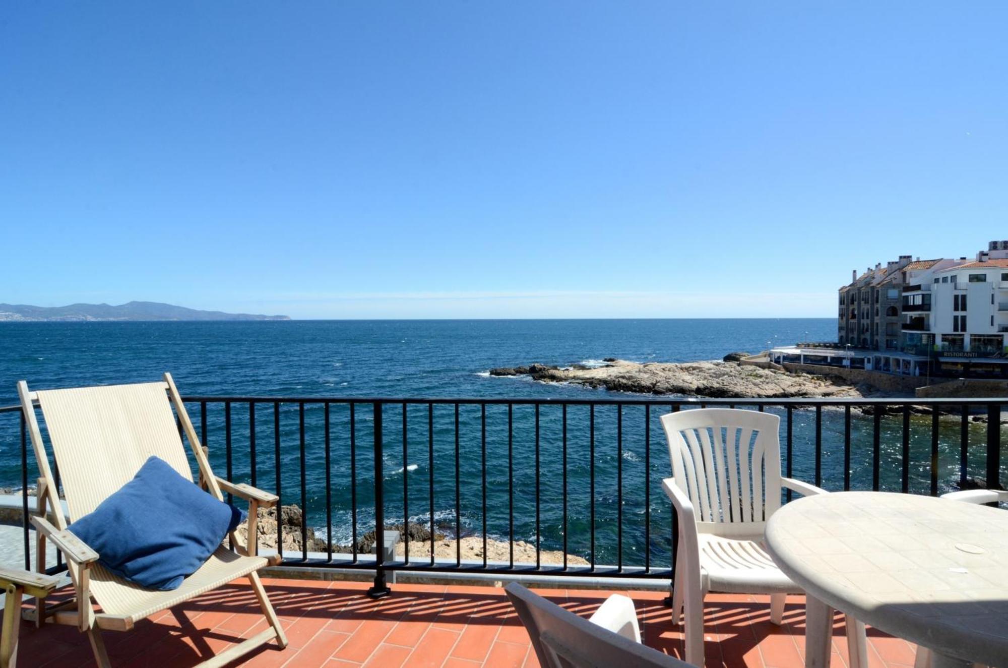 Apartamentos LA TIMPA L' Escala Exterior foto