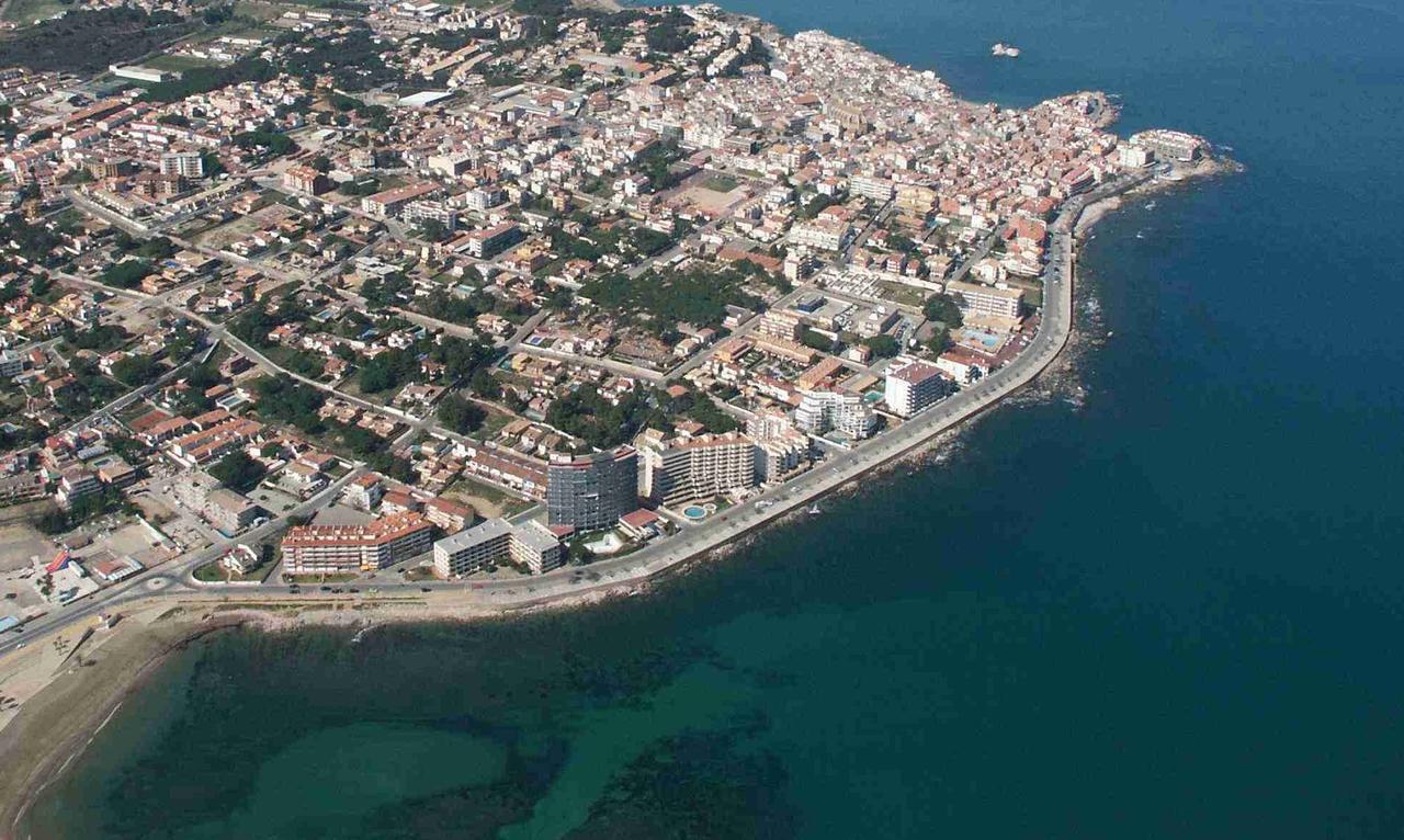 Apartamentos LA TIMPA L' Escala Exterior foto